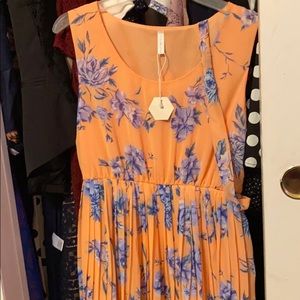 Pink blush maternity pleated dress